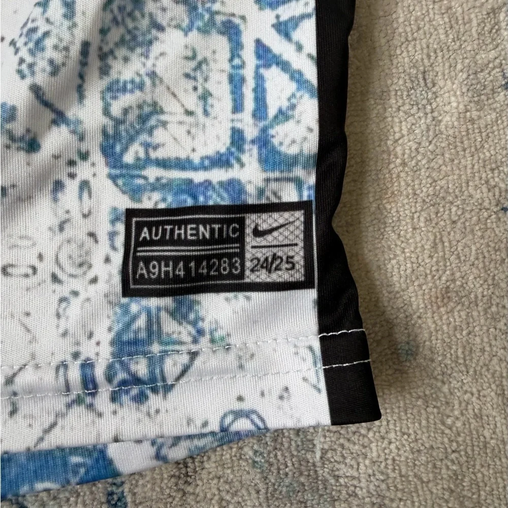 Fashion Kids Soccer Jersey Size 7-8 - Picture 3 of 6